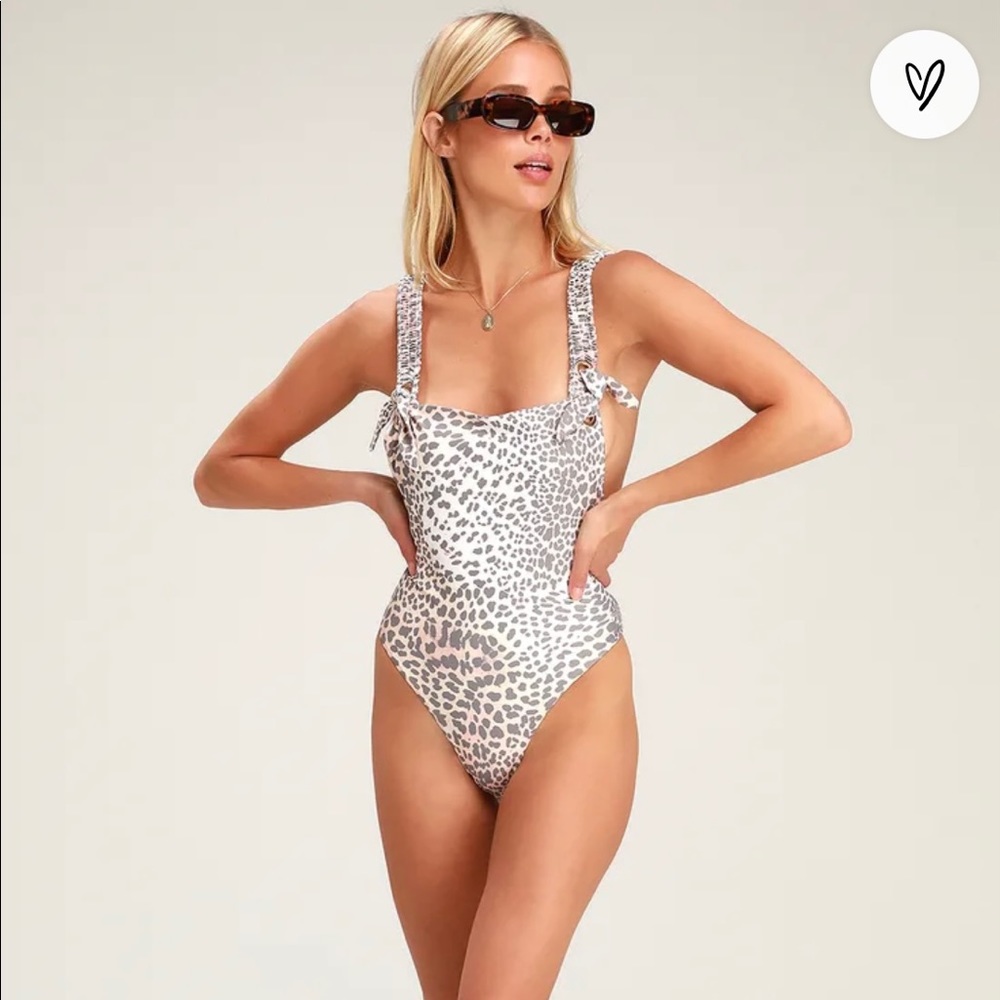 Lulu’s Rose Beige Leopard Print *sold out on site*